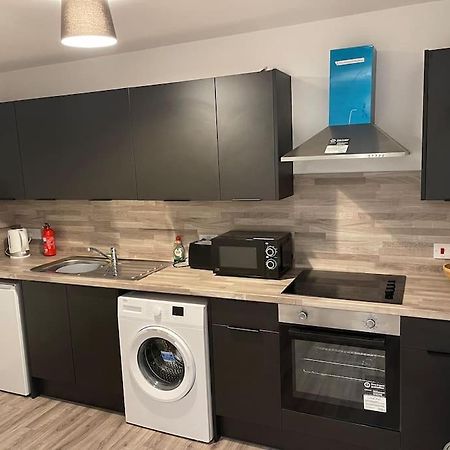 Modern 2 Bedroom City Apartment Glasgow Eksteriør bilde
